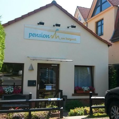 Pension Am Burgwall Вісмар Екстер'єр фото